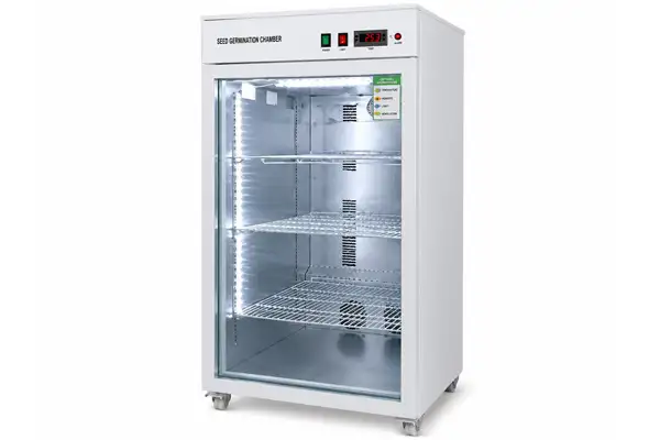 Growth chamber for plants